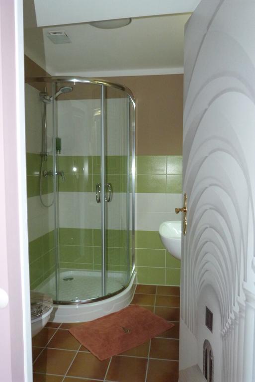 Gast-und Weinhaus Zwiebelturm Kerken Zimmer foto
